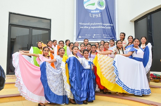 MAANA CULTURAL 7329