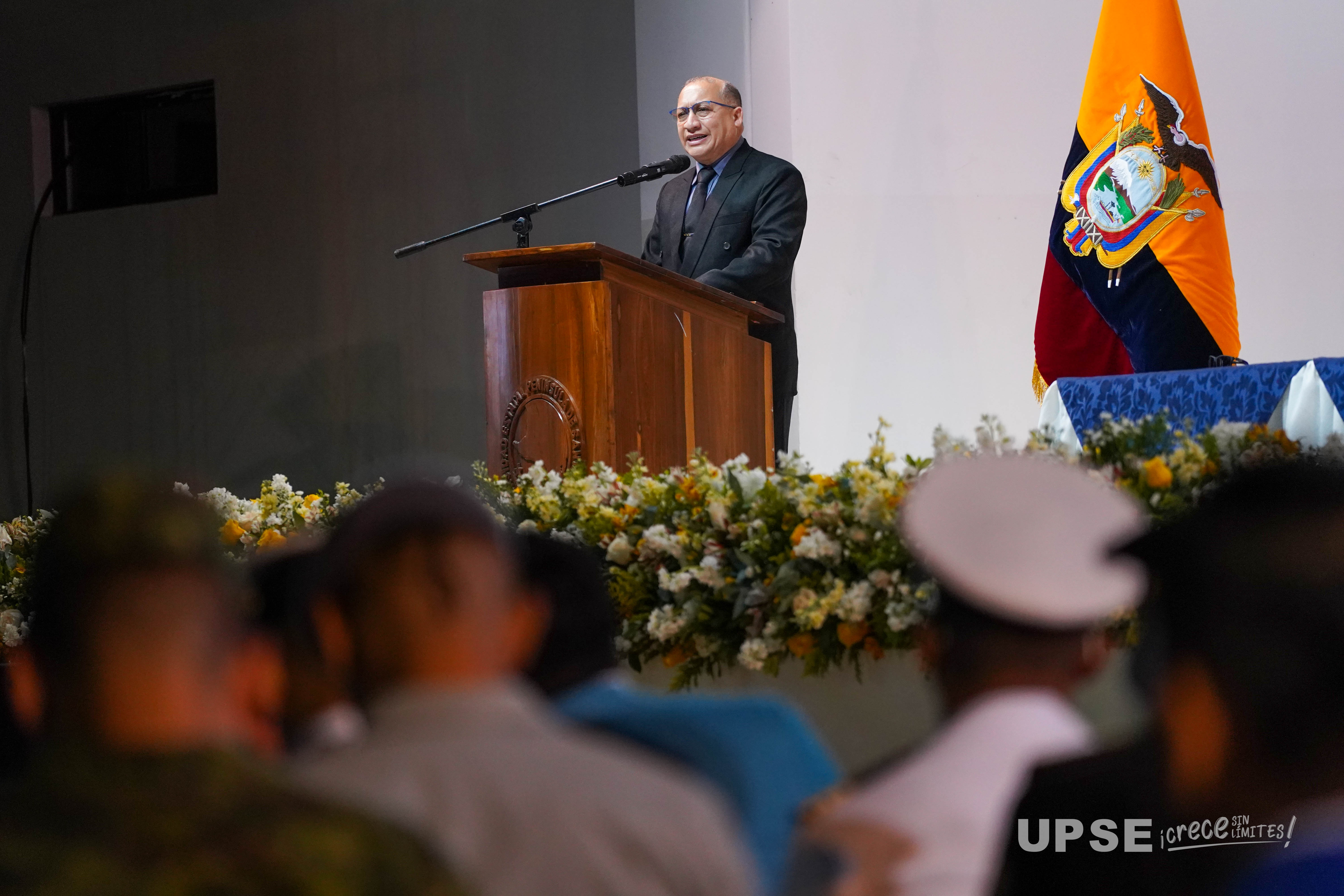 SESIÓN SOLEMNE UPSE 38