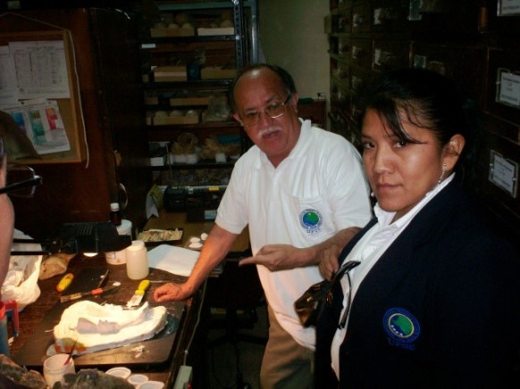 SHIRLEY DE LA CRUZ