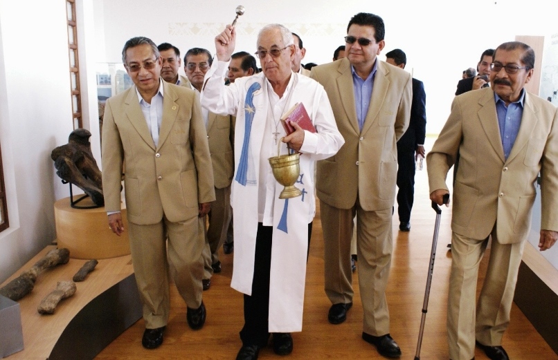 paginaUNIV FEBRERO 2008 1